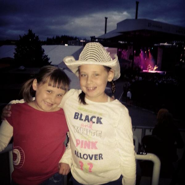 First concert! #hishandslive 
Hallie &amp; Kaylee @WAStateFair