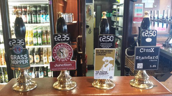 TheSurreyDocks's tweet photo. Keeping it Locale!! @SambrookAle @TheCronxBrewery @bythehornsbrew @WesterhamBrew @selcamra @CAMRAswl http://t.co/SSsZhm6LaJ
