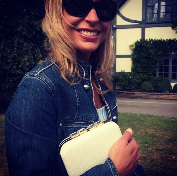 Vintage_Styler's tweet photo. VS fan @Clairewithe with our ‘Juliet’ #clutch…now back in stock http://t.co/p423iep0wv #bag #stylemevs #fashion http://t.co/K2gn1uokXt
