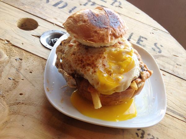 I bet most of you have never had a "bread bowl burger" before. Now here's your chance. @gdbrotruck