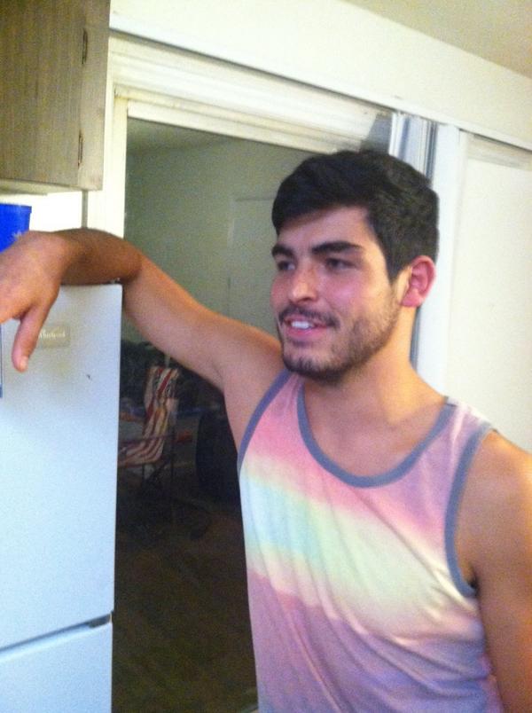 HumbleDevin's tweet photo. Bruh he looks just like your dad @Jordan_Guess http://t.co/Ej1rb68ROI