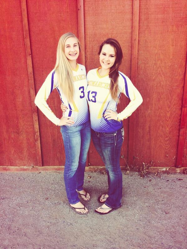 WillCheyenne's tweet image. Madi ❤️ favorite freshman ever!!!! #freshman #senior #lovher #varsity #volleyball