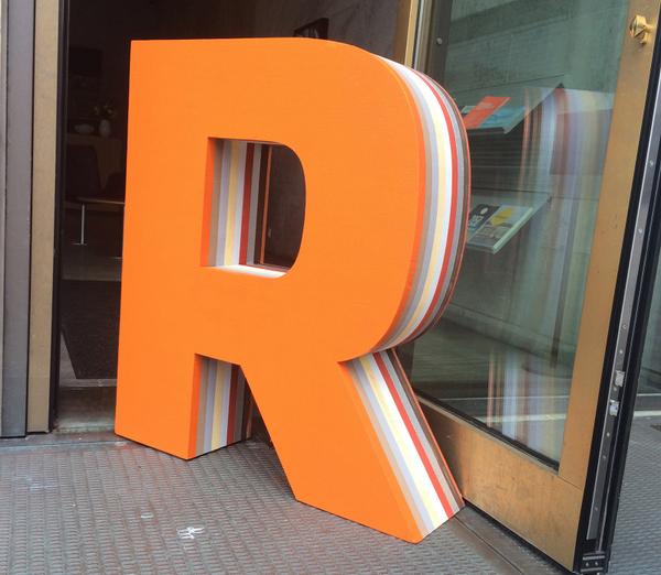 Snart på vej, om 2 dage udløses spændingen: Hvem får årets #renoverprisen @RENOVER2014 bit.ly/1k6ujhA