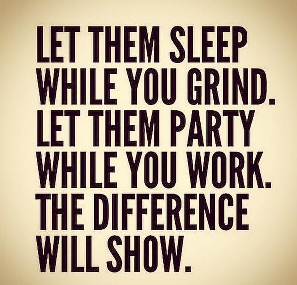 LieberCarlos's tweet photo. "@GladiatorsArena: That's the difference #GladiatorArmy #fitfam http://t.co/mUibuJdJZi"/Goal