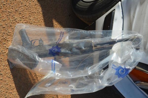 Arrests made, illegal firearms seized as vehicle overturns during police chase shar.es/11Ezaz <a href="/CrimeLineZA/">Crime Line</a>