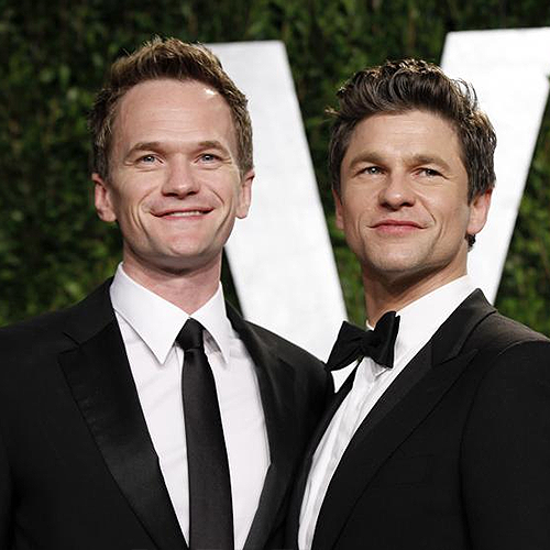 himymTR's tweet photo. Neil Patrick Harris ve David Burtka Evlendi! http://t.co/fHkqMcdRW6