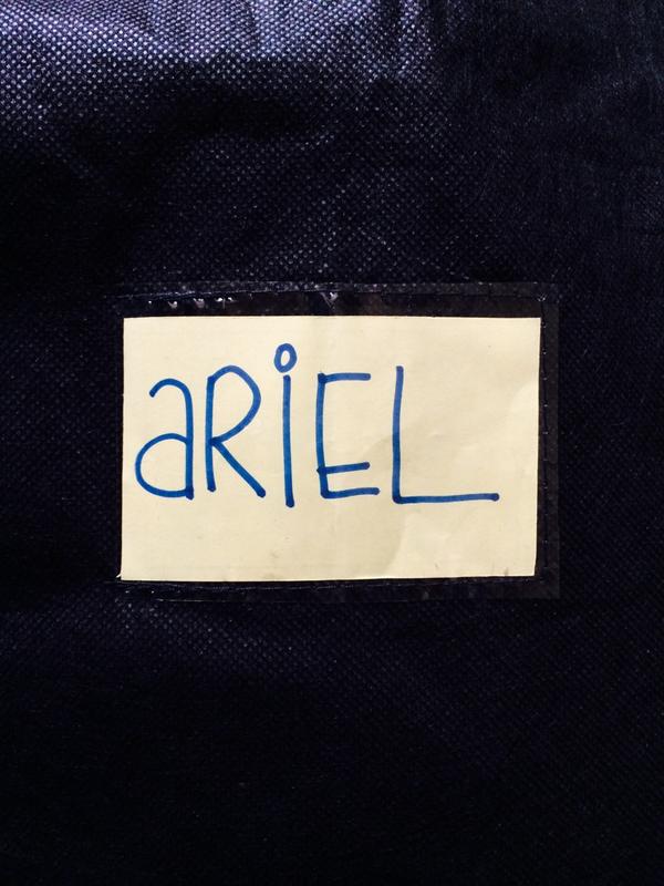 riel_junior's tweet photo. "@grayperks: Wardrobe for @R_besar @NOAH_ID @MusicaStudios @fsoaresp http://t.co/br6qFz1r0Z"