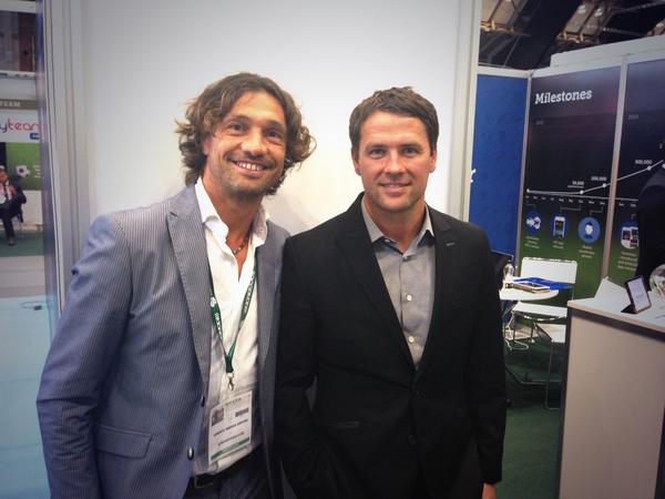 LFScouting's tweet photo. With the #legend #Owen on #Soccerex #LFScouting #manchester http://t.co/724hhGX3k2