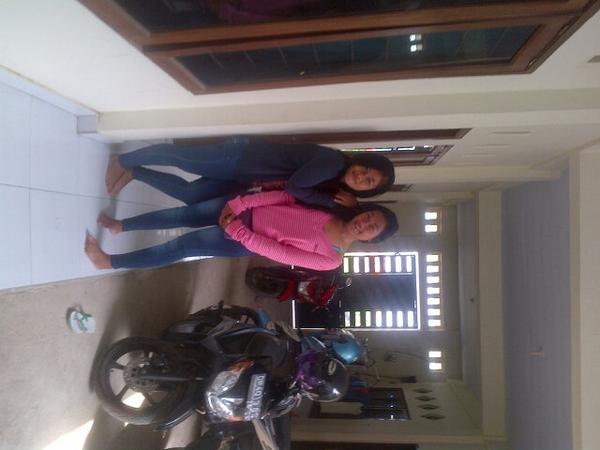 wiwinhartiwi's tweet photo. Aku kurang tinggi,kurang idung :D http://t.co/l3lXWvEnIE
