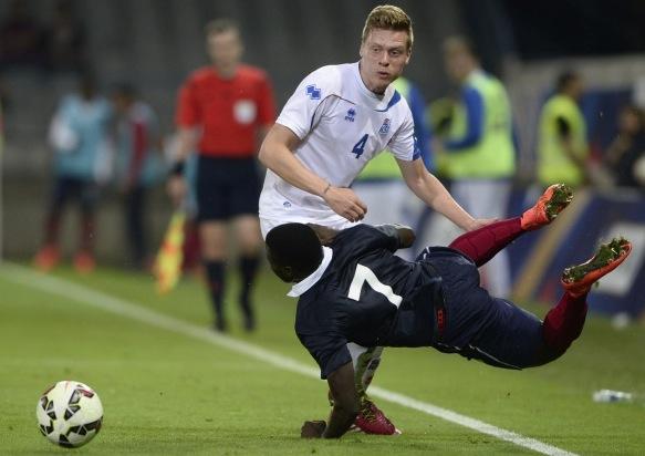 UEFAcom_fr's tweet photo. #Bleuets, les barrages en tête après #FRAISL http://t.co/y4zjvNluni
Tirage vendredi 14h en direct sur ce compte! http://t.co/SPL4UeAaGO