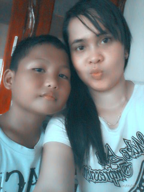 DirgaEn's tweet photo. AdeQ &amp; ME http://t.co/AsRYEAIqjg