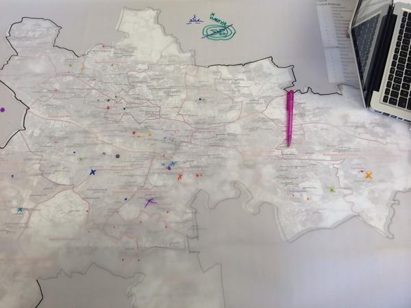 _newpractice's tweet image. This morning @AnnaRaymond_ is consolidating @ndhsglasgow #mapglasgow data! @openglasgow #futuremaps #mapping #maps