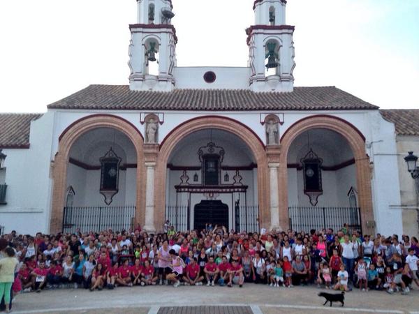 jovenescarlota's tweet photo. Más de 600 personas y 1729,25€ recaudados para la @aecc_es en la "Marcha Solidaria Contra el Cáncer". ¡MIL GRACIAS! http://t.co/E8cqEjUAou