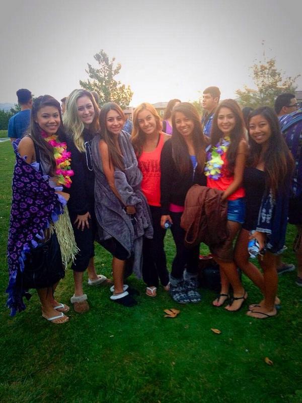 __nikkixo's tweet photo. Senior Sunrise. ⛅️ http://t.co/UenSWny9RV