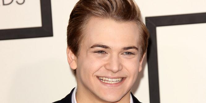 " Happy 23rd Birthday to hayes!!!!!! 