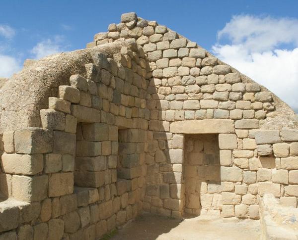 Temple of the Sun at Ingapirca near Cañar, the largest Inca ruins in #Ecuador. #HistoricBeauty