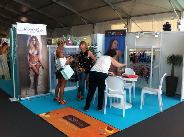 BrazilBikini's tweet image. Booth Rio de Sol and Mar de Rosas @ the Riviera by Mode City  #preview2015 #brazilianbikini goo.gl/2YYreN