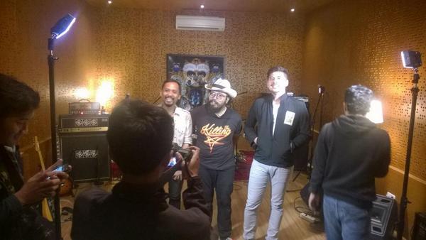 it's a wrap.. VOX taped for KLIK KLIP