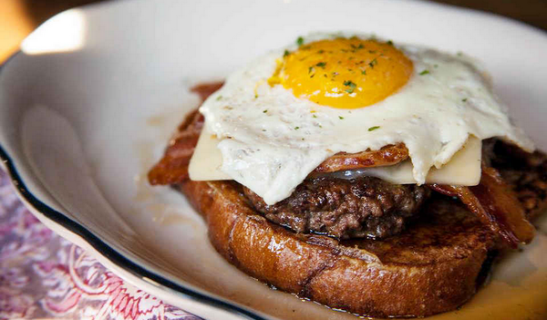 Thrillist tweet picture