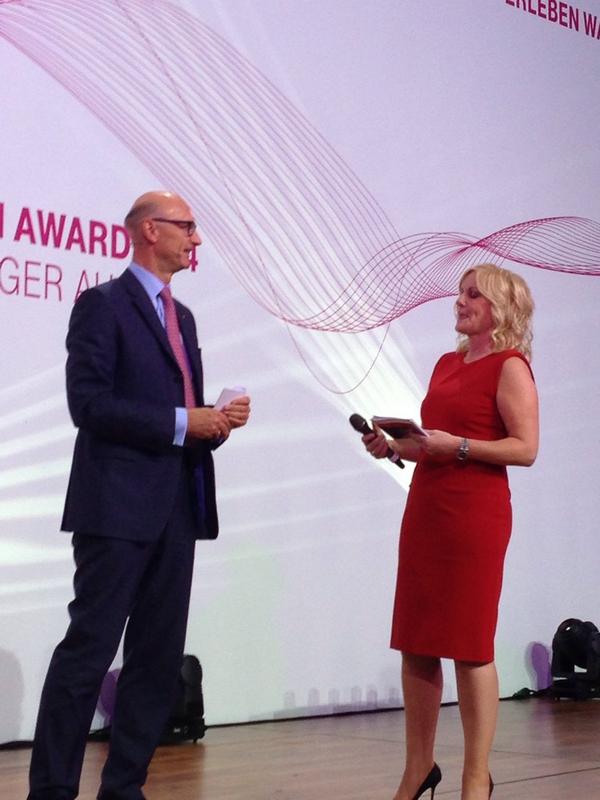 cloud champions award, intro by tim hoettges. a great environment for the winners of the cloud contest