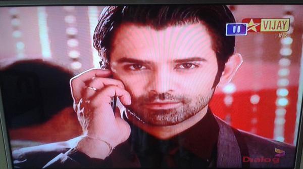 IPKKNDRuwizz90's tweet photo. #FaceAppreciation 4 ππππ #ArnavSinghRaizada #BarunSobti π³π³π³π Idhu Kadhalaa #TamilIpkknd β€β€ HOLY GRAPES! β€ππ http://t.co/fe7uvUcsOo