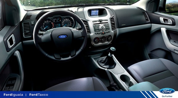 FordIguala's tweet photo. Diseño y equipamiento interior similar al de un auto que harán más confortables tus trayectos. Si es #FordRanger. http://t.co/f3gOaWvpNd