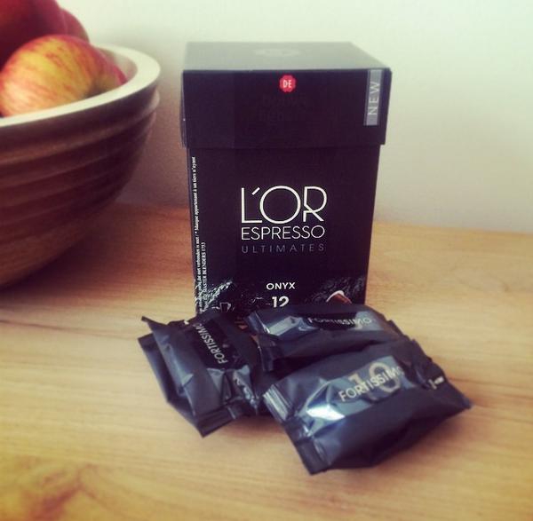 Beste <a href="/DouweEgbertsNL/">Douwe Egberts</a>, durven jullie de uitdaging aan?! #minderverpakkingsmateriaalvoor1cupje