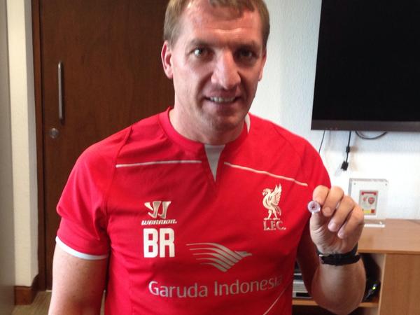 Brendan with his <a href="/SpionKop1906/">Spion Kop 1906</a> pin badge <a href="/atwinny/">Andrew Hudson</a> <a href="/christwinny/">Chris Hudson</a> <a href="/anfieldste/">Ste</a> <a href="/kearnsyLFC/">AK 🚂</a>