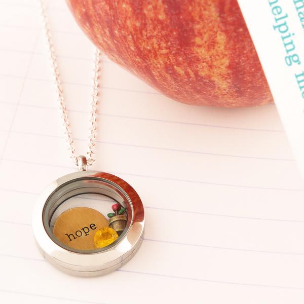 OrigamiOwl tweet picture