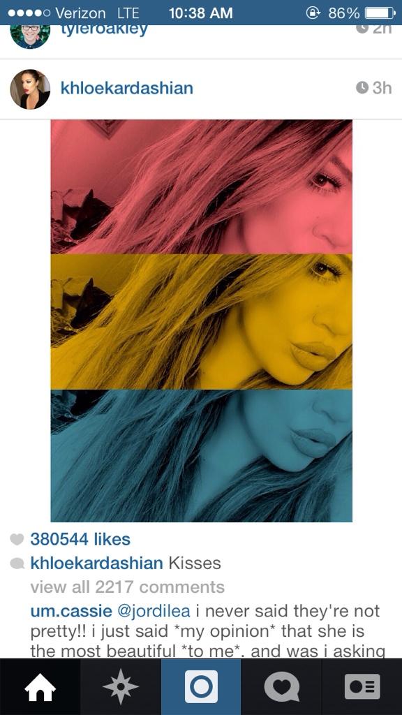 serynmacleod's tweet image. Khloe K keepin' it #superclose