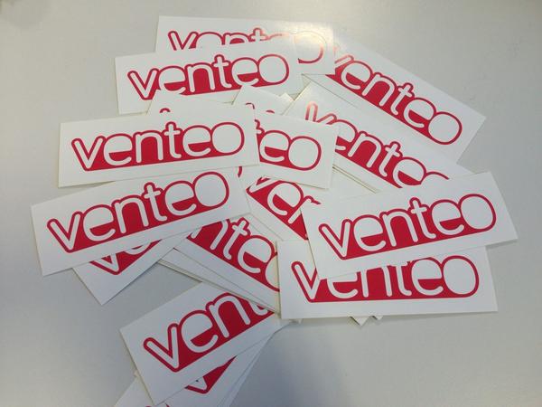 Venteoapp's tweet photo. We now have a tonne of stickers. Anyone want any? #startups #startuplife #photos #events #stickers #freestuck http://t.co/Vk6usBoyHg