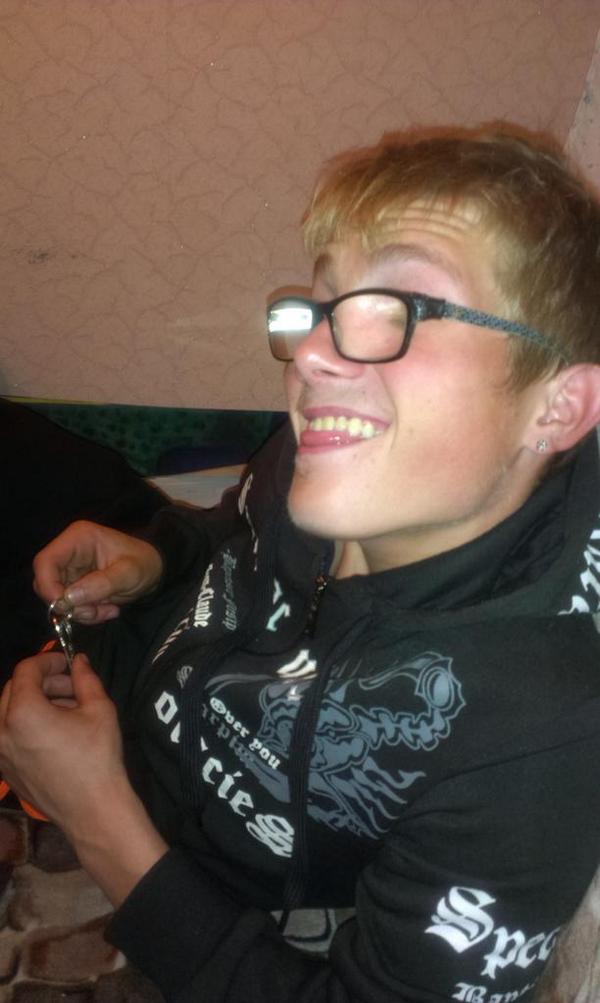 archis_devill's tweet image. Selfiiijs