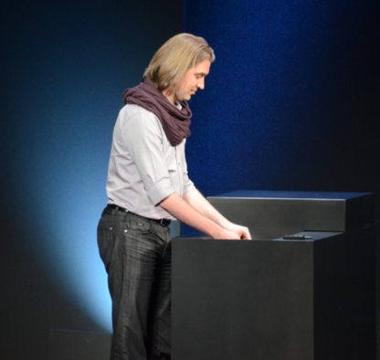 simonmohos's tweet photo. But what other colours will the Apple Infinity Scarf come in??? #iScarf #iPhone6 #AppleKeynote http://t.co/3xn9fmhkXJ