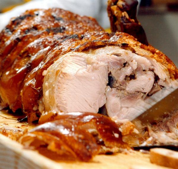 GnamFest's tweet photo. A GNAM! un piatto tipico del centro Italia: la porchetta! http://t.co/KSL82PTijQ