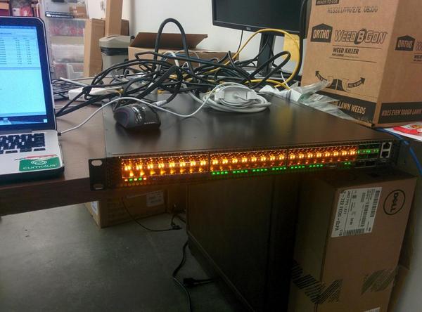 cnidus's tweet image. Loading #CumulusLinux on my first #EdgeCore / Accton 5712 #Trident2 switch