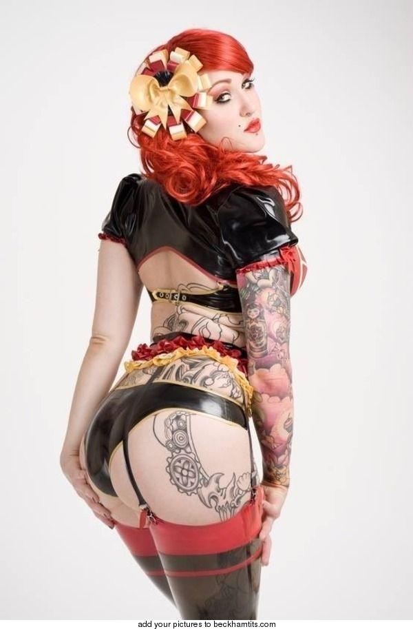 BeckhamTits's tweet photo. Ink and ... - http://t.co/aEJR83Fj8Z #HotChicksWithTattoos #photo #naked #girlfriend #tits http://t.co/FxYWz0WmRD
