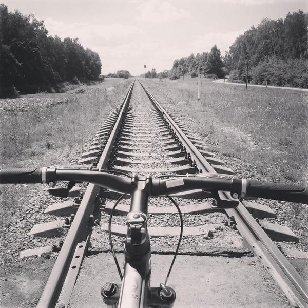Nafftyusha's tweet photo. Хочется умчатся далеко- далеко на свем велике.... http://t.co/DEkTsW2STk