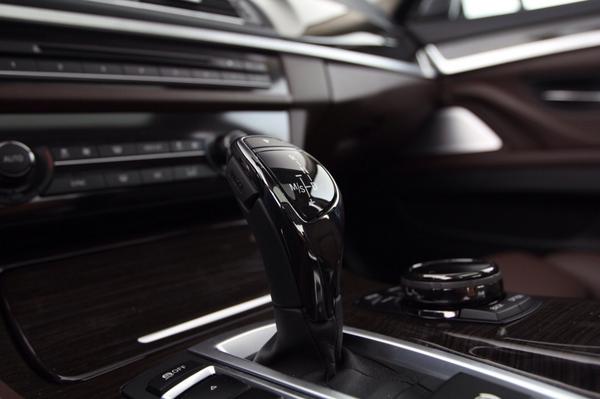 Qoetsnl's tweet photo. VERKOCHT: bomvolle BMW 535i Sedan (2013)! http://t.co/obyoquPvVx