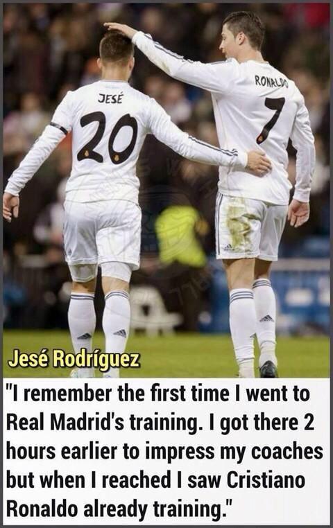 FootballFunnys's tweet photo. Ronaldo http://t.co/MaiLzdhBw8