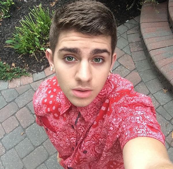 ToBeOne_PR's tweet image. Madison: can I lay by your side? next to you?