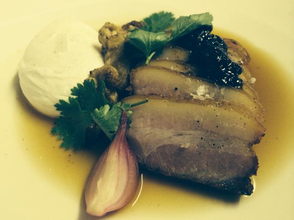 segue_ottawa's tweet image. New dish tonight, smoked pork belly, pearl onions, soft poached egg, black pepper jam!!