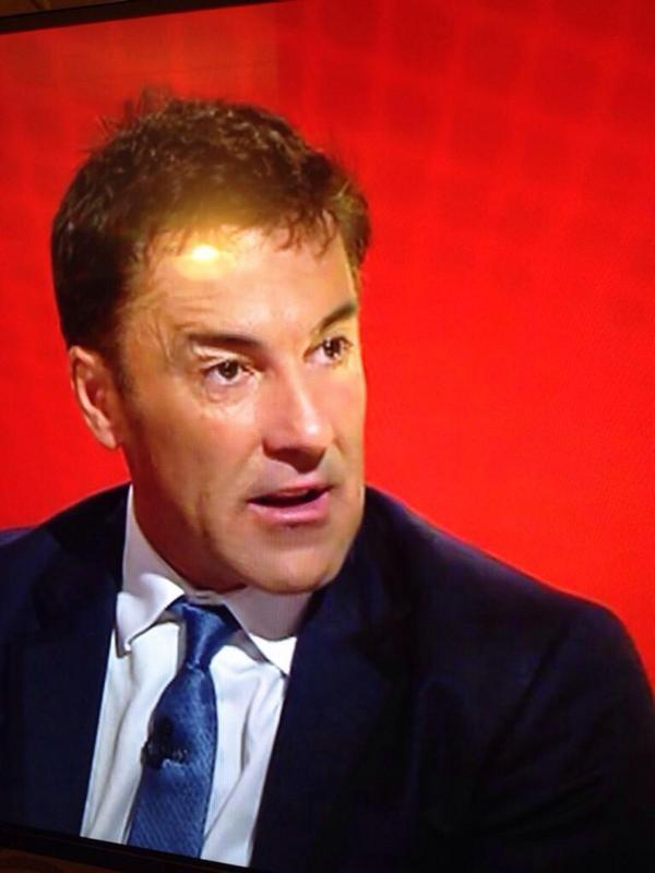 mwydro's tweet photo. Gwyneb Dean Saunders wedi rhewi mewn sioc ar ôl gem Cymru. #parlys #botox http://t.co/v6jiAvRJ6B