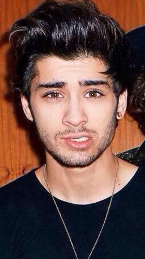 HxrryIsMyHxbby's tweet photo. Ok goodnight I leave you with this angel we call Zayn. 😂❤️ #fireproof #FIREPROOFFOLLOWPARTY #FireproofGotMeLike http://t.co/Jv4du9wKx9