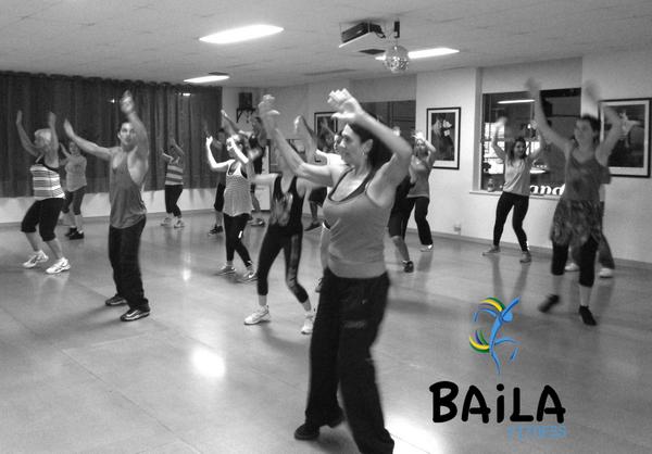 HTFDanceStudio's tweet image. 8:00pm Tonight Baila Fitness with Daniel @bailafitnessdj @HTFDanceStudio  #Dance #Fitness #Exercise