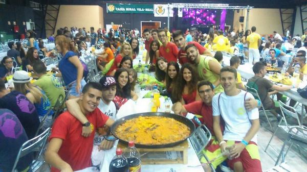 PDesquici's tweet photo. Ja tenim el empredrao  en la taula🍝 ara a disfrutar 😄#MDG2014 http://t.co/YkT91JQcm1