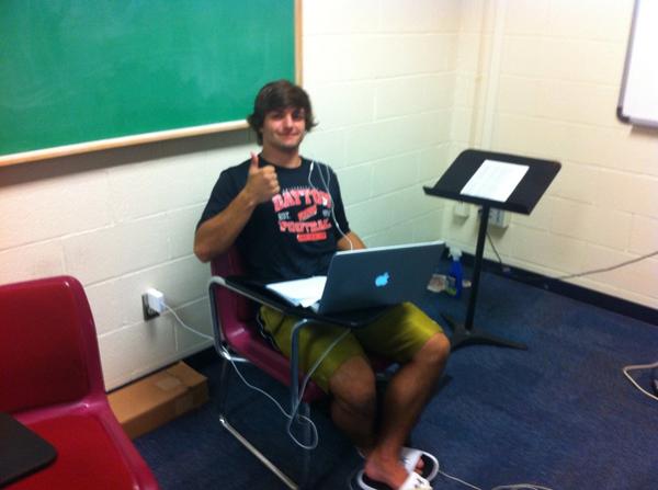 WheelingLax's tweet photo. @EmC_Lean being #resolute at study table Getting it done on &amp; off the field @ResoluteLax @MattyLee_17 @pouringpurple http://t.co/peDzFXYuTg