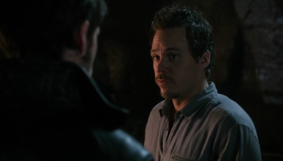 MeintheMist's tweet photo. Hook and Neal showing some testosterone… #OUATRewatch #SwanFireAlways http://t.co/RPDuzFxlpI