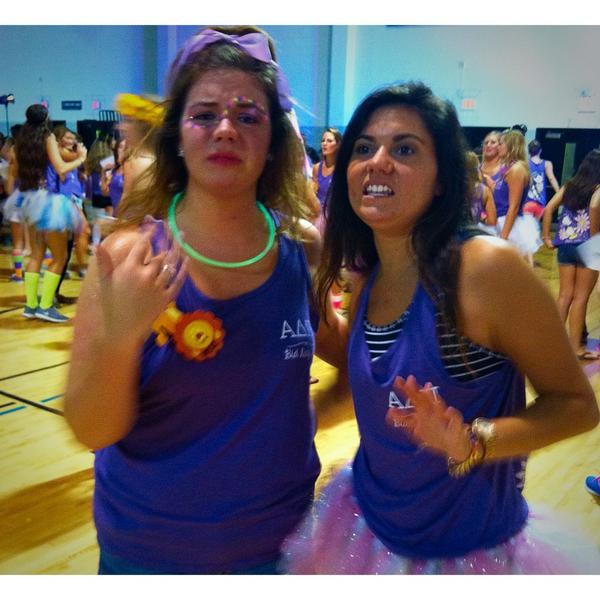 JorAlyse's tweet photo. We love Bid Day @sw_duke http://t.co/O9Mylyr8ga