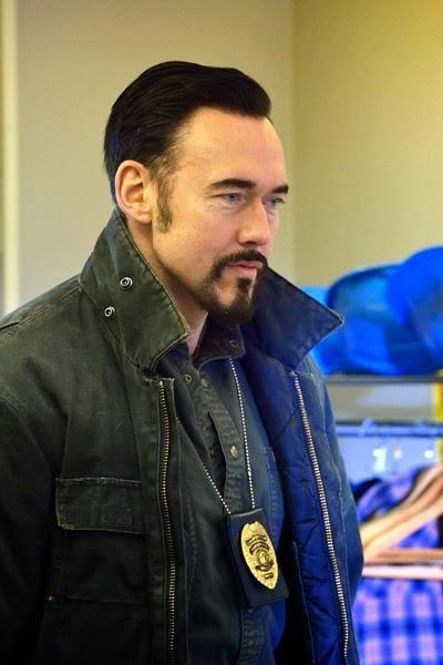 @MissOrange 케빈 듀랜드라는 배우인데요! 요즘 스트레인이라는 드라마에서 쥐잡이 아저씨로 나와요ㅋㅋTraduire le post