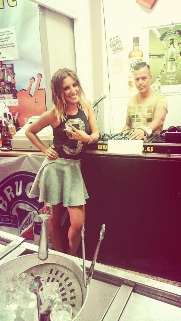 Steliiiiiii's tweet photo. Sigo buscando una sonrisa que me enamore😌 http://t.co/eQshtOLQ8H